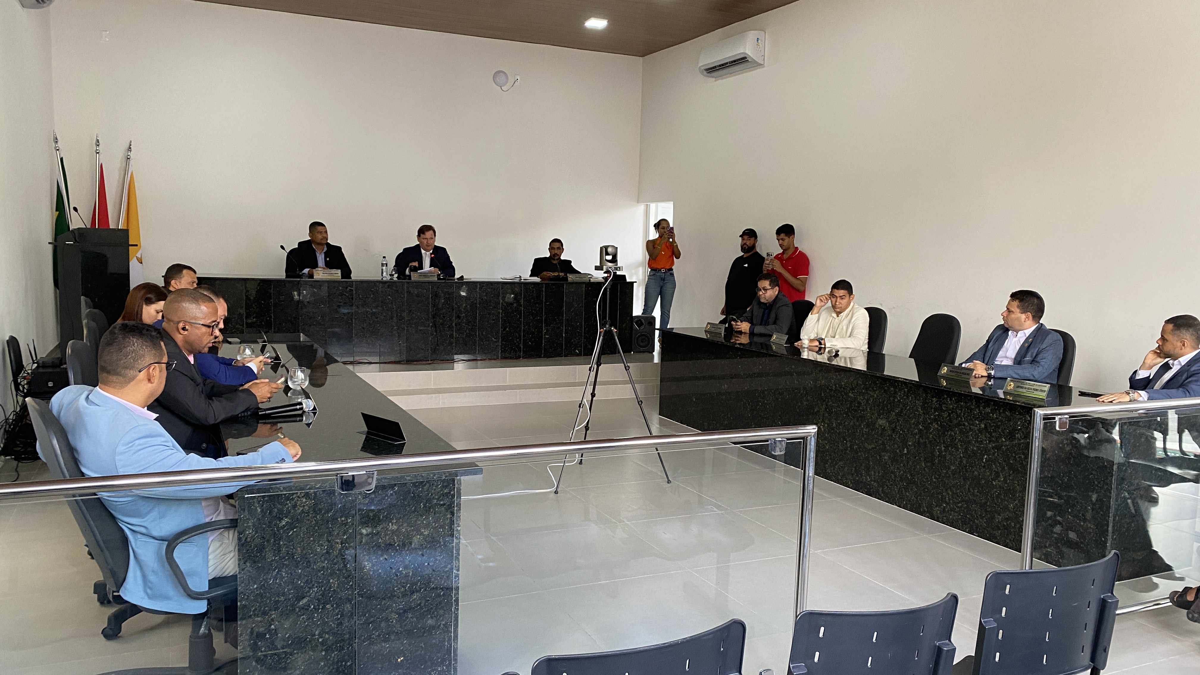 Câmara de São Luís do Quitunde discute crédito com banco e melhorias na infraestrutura urbana