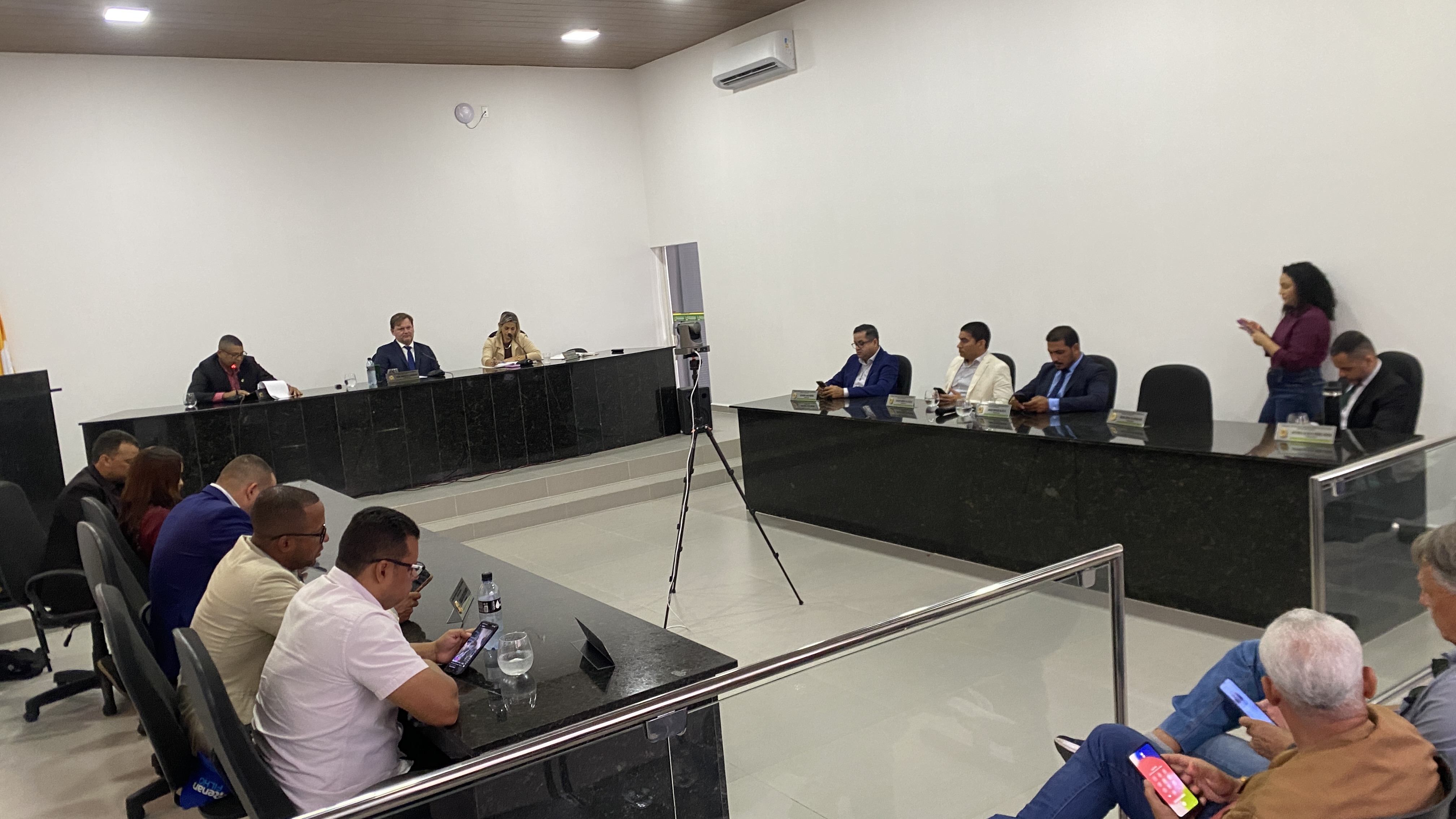 Câmara de São Luís do Quitunde realizou 14ª Sessão Ordinária com votação de requerimentos
